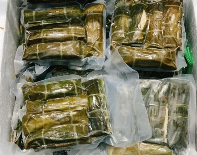 Chả tép hút chân không bảo quản lạnh