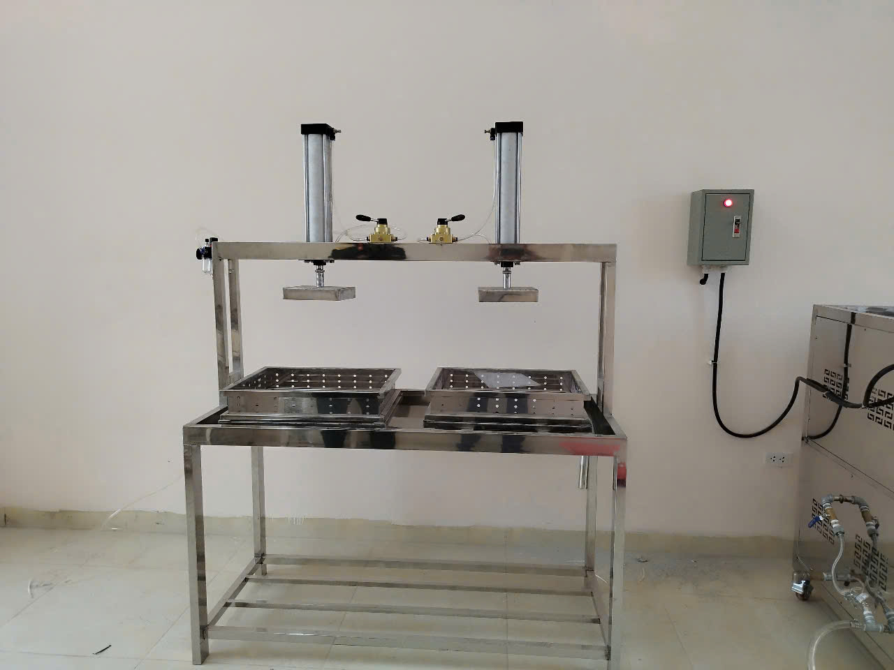 Bộ khuôn ép đậu phụ